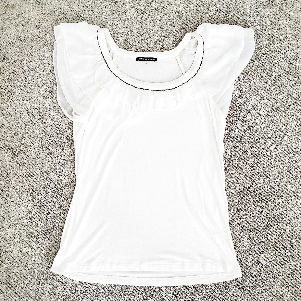 Cable & Gauge White short sleeve blouse
